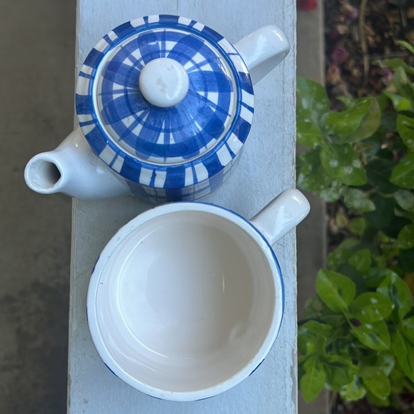 Vintage Single Teacup and Pot - Picture 13 of 16